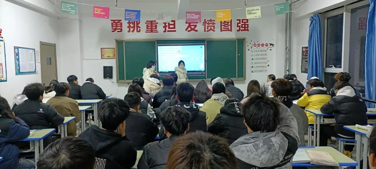 校园文字拼图・讲台边语 | 守好 “摆渡桥”，让技能青春奔赴山海